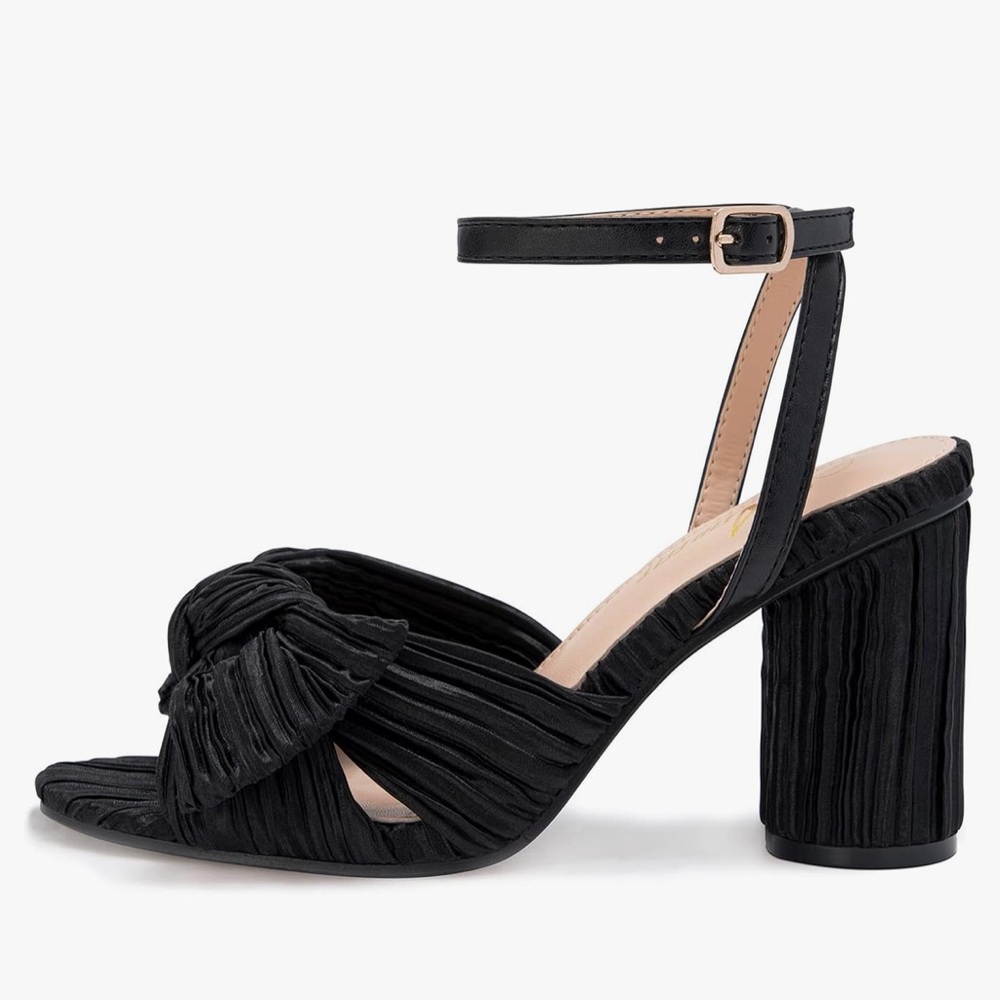 Black chunky heels